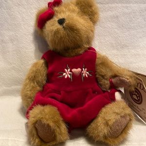 Boyd’s Miss Hugaby